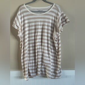 Torrid, flutter sleeve stripped tee, size 5